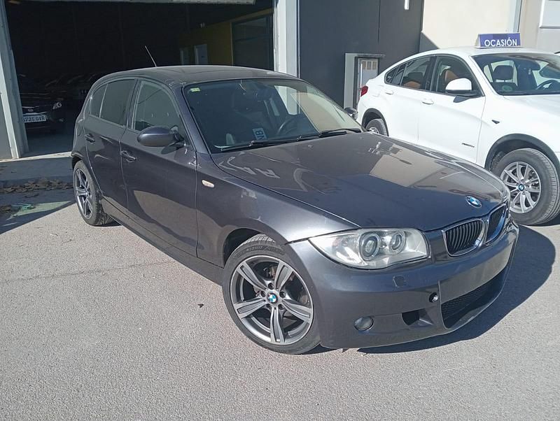 Usado BMW 120 163 CV (119 kW) 2006 Gris Utilitario