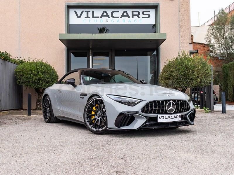 Usado Mercedes SL63 AMG AMG 585 CV (430 kW) 2023 Gris / plata Descapotable