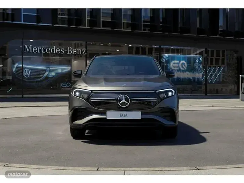 Usado Mercedes EQA250+ AMG line 139 kW (190 CV) 2023 Gris SUV