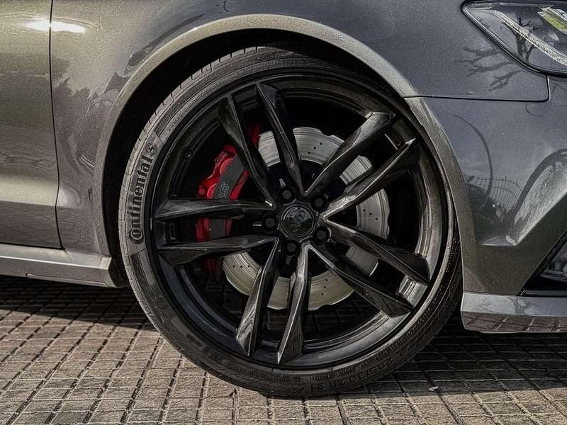 Usado Audi RS6 Ambiente 560 CV (411 kW) 2013 Gris Familiar
