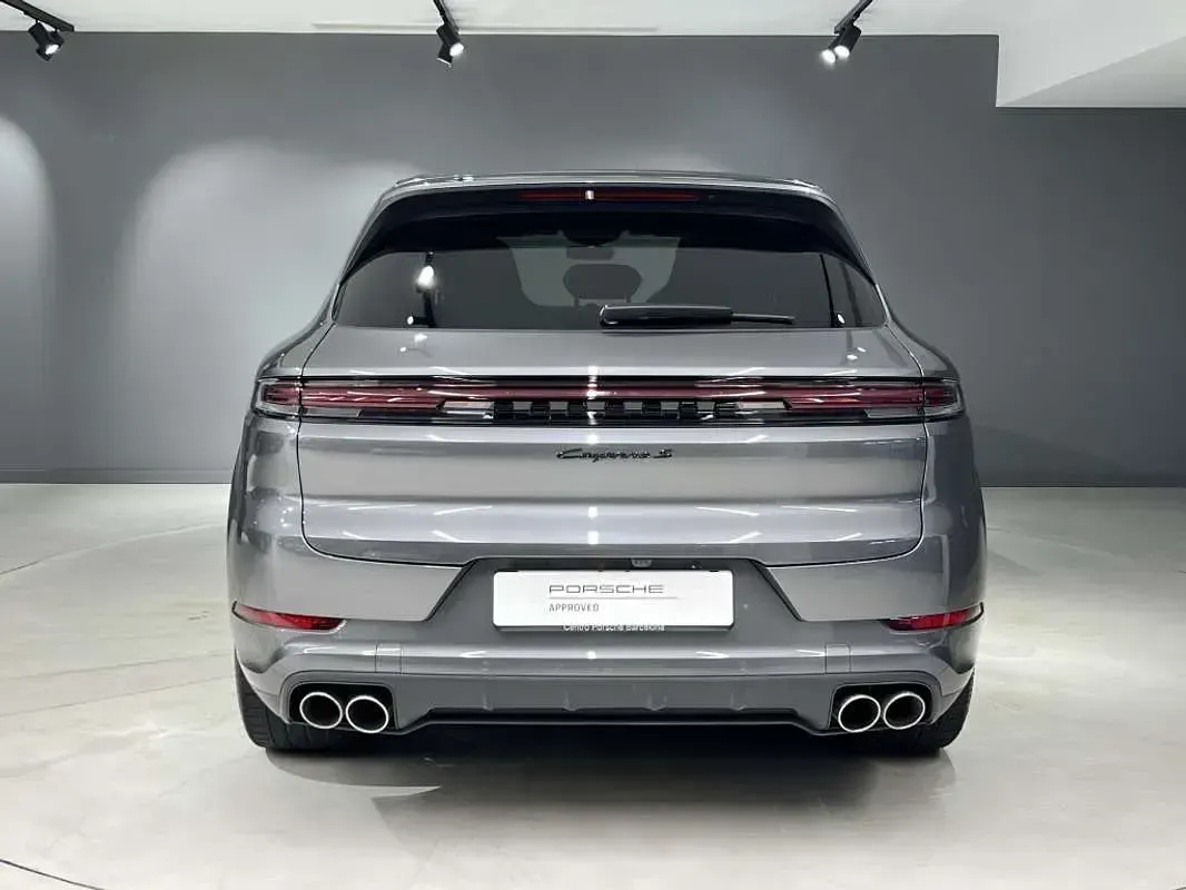 Usado Porsche Cayenne S E-Hybrid 519 CV (381 kW) 2025 Gris SUV