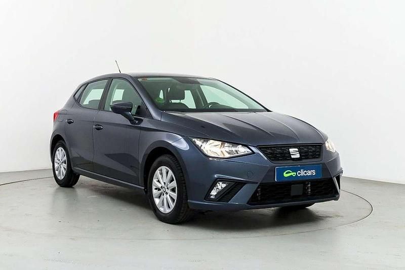 Usado Seat Ibiza Style 110 CV (80 kW) 2021 Gris Utilitario