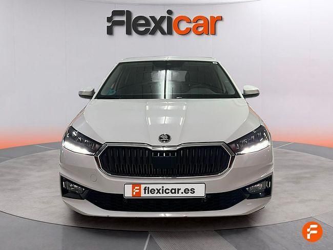 Usado Skoda Fabia Selection 95 CV (69 kW) 2024 Blanco Berlina