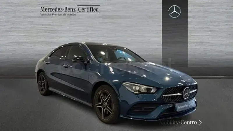 Usado Mercedes CLA250e 218 CV (160 kW) 2021 Azul denim Berlina