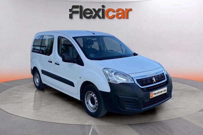 Blanco Usado 2017 Peugeot Partner Tepee Access Monovolumen | 9990 € (Precio justo) - Imagen 1/4