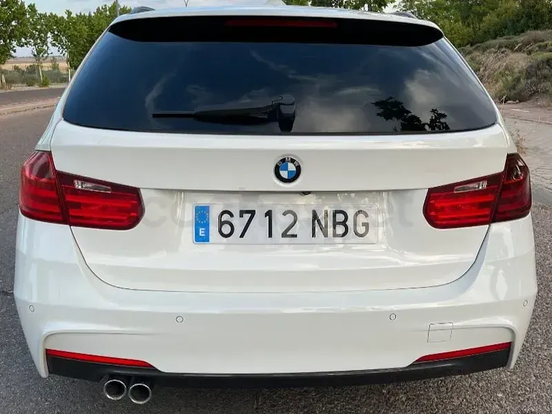 Usado BMW 330 258 CV (189 kW) 2015 Blanco Familiar