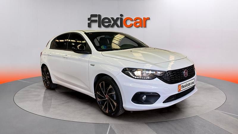 Usado Fiat Tipo Easy 95 CV (69 kW) 2019 Blanco Berlina