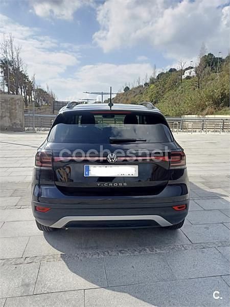 Usado VW T-Cross Advance 110 CV (80 kW) 2023 Negro SUV