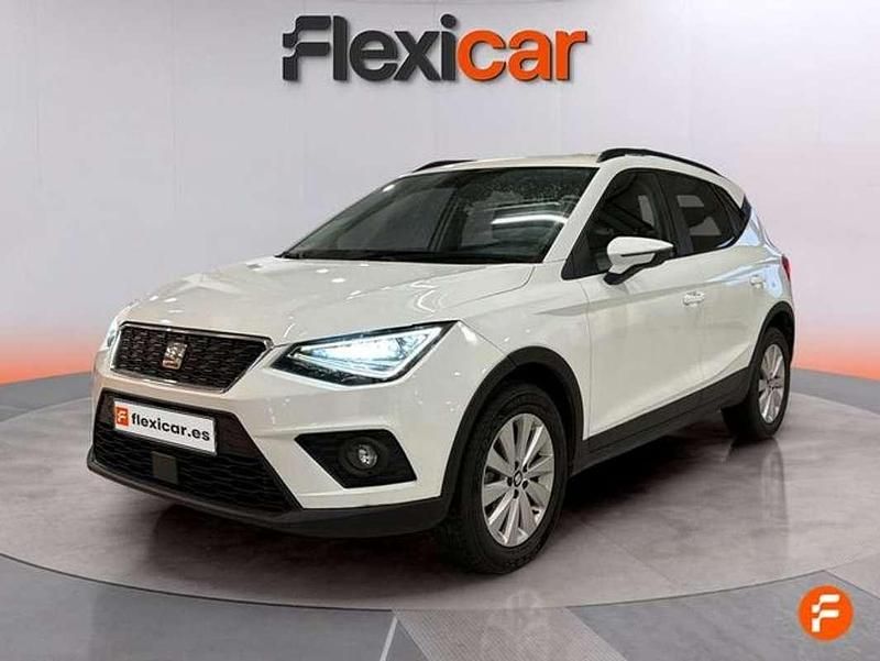 Usado Seat Arona Reference 95 CV (69 kW) 2018 Blanco SUV