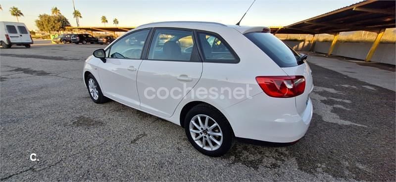 Usado Seat Ibiza ST Style 90 CV (66 kW) 2011 Blanco Familiar