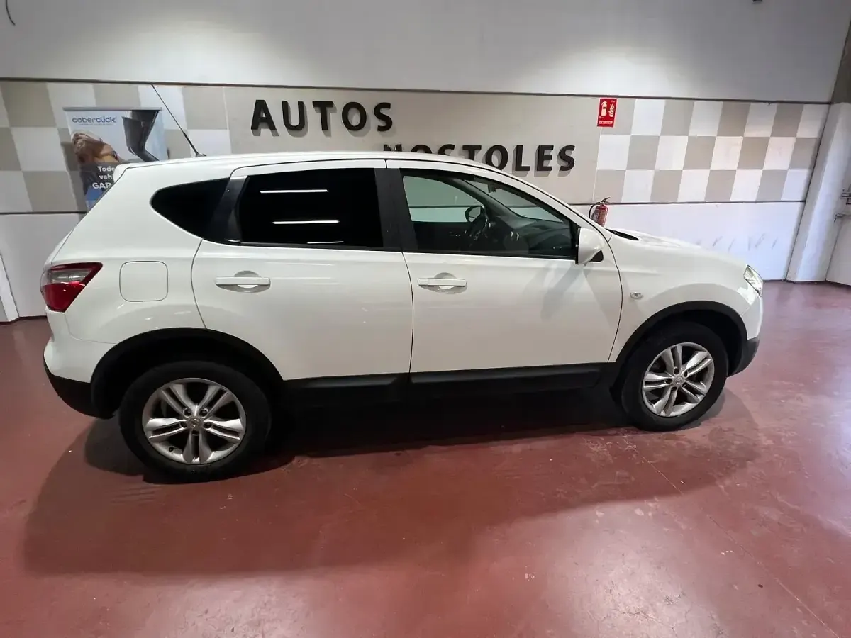 Usado Nissan Qashqai Premium Edition 140 CV (102 kW) 2012 Blanco SUV