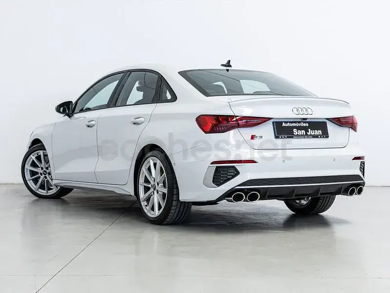 Usado Audi A3 Ambiente 310 CV (228 kW) 2021 Blanco Berlina