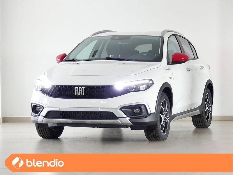 Usado Fiat Tipo Red 130 CV (95 kW) 2022 Blanco Familiar