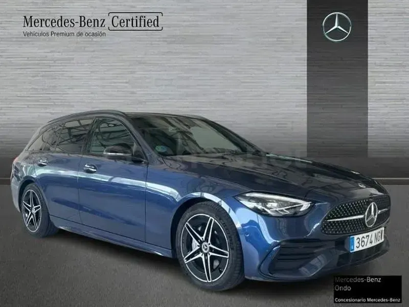 Usado Mercedes C220 200 CV (147 kW) 2025 Azul Familiar