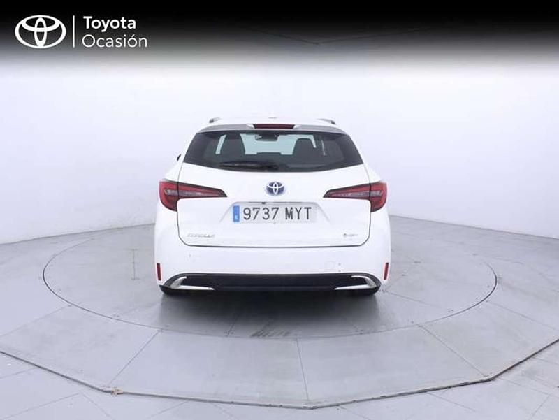 Usado Toyota Corolla Active 140 CV (102 kW) 2025 Blanco Familiar