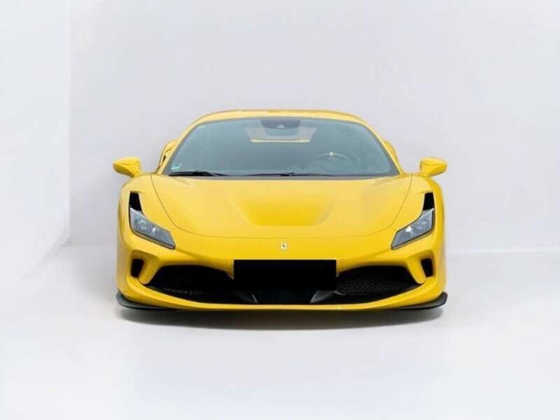 Amarillo Usado 2021 Ferrari F8 Coupe | 280.000 € - Imagen 1/4