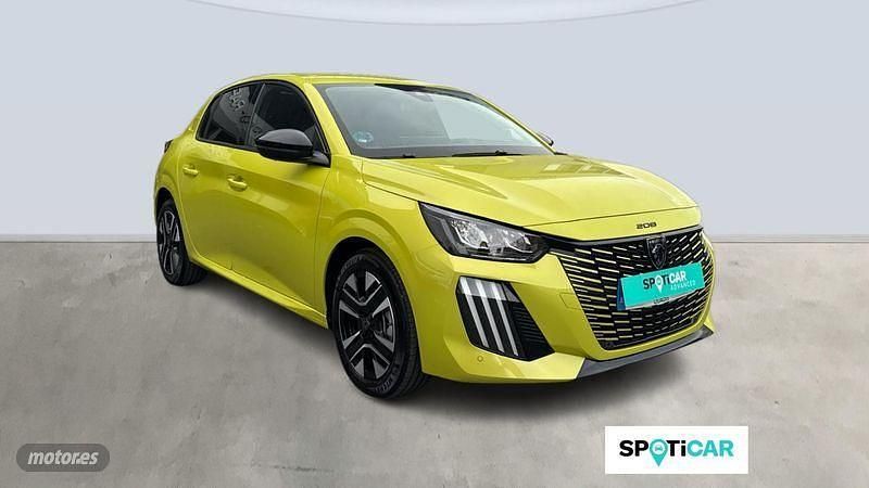 Usado Peugeot 208 Allure 101 CV (74 kW) 2024 Amarillo Utilitario