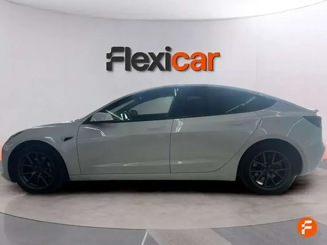 Usado Tesla Model 3 RWD 239 kW (325 CV) 2021 Blanco Berlina