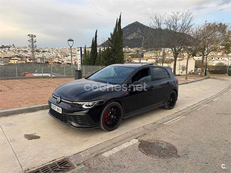Usado VW Golf VIII GTI Clubsport 301 CV (221 kW) 2023 Negro Berlina