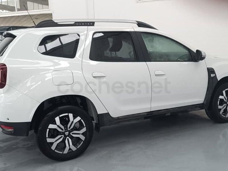 Usado Dacia Duster Comfort 115 CV (84 kW) 2022 Blanco SUV