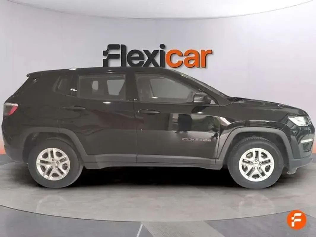 Usado Jeep Compass Limited 140 CV (102 kW) 2020 Negro SUV