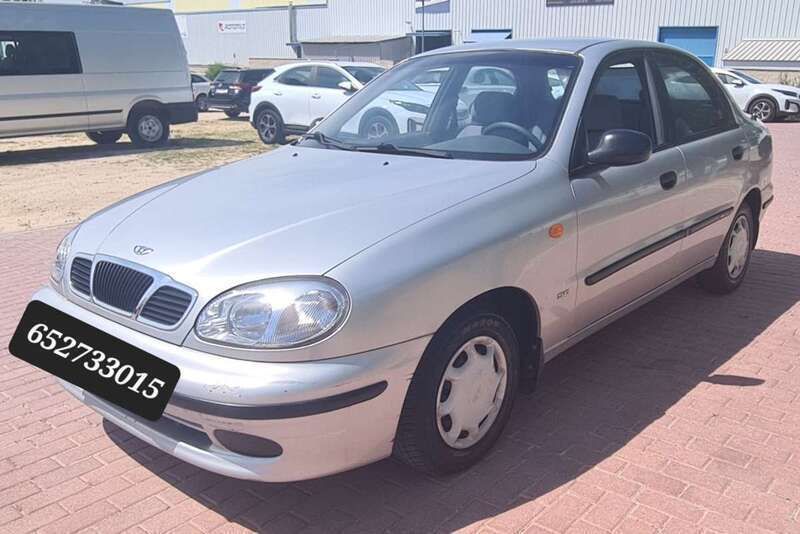 Gris Usado 1999 Chevrolet Lanos SX Utilitario | 2000 € - Imagen 1/4