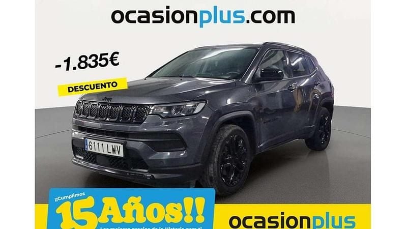 Gris Usado 2022 Jeep Compass Night Eagle SUV | 17.947 € (Precio justo) - Imagen 1/4