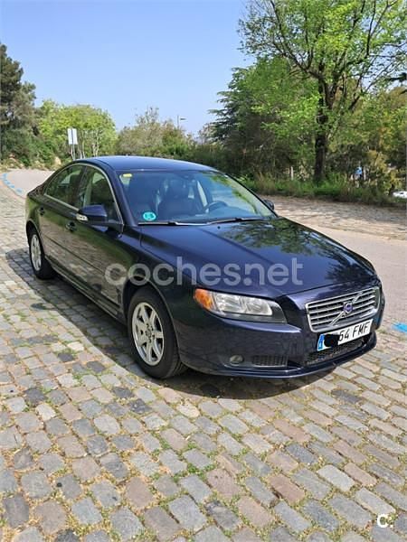 Azul Usado 2007 Volvo S80 Momentum Berlina | 10.400 € - Imagen 1/4