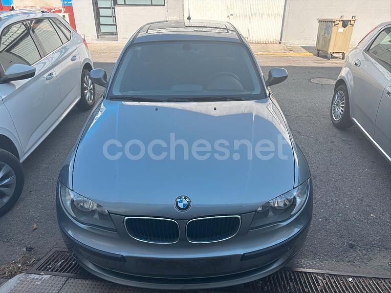 Gris / plata Usado 2011 BMW 118 Utilitario | 9700 € (Precio justo) - Imagen 1/4