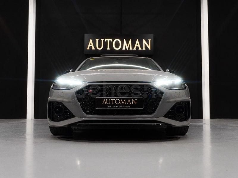 Usado Audi RS4 Premium 450 CV (330 kW) 2022 Gris / plata Familiar