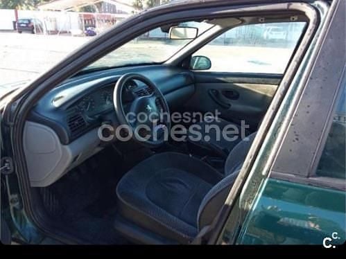 Usado Peugeot 406 112 CV (82 kW) 1998 Verde Berlina