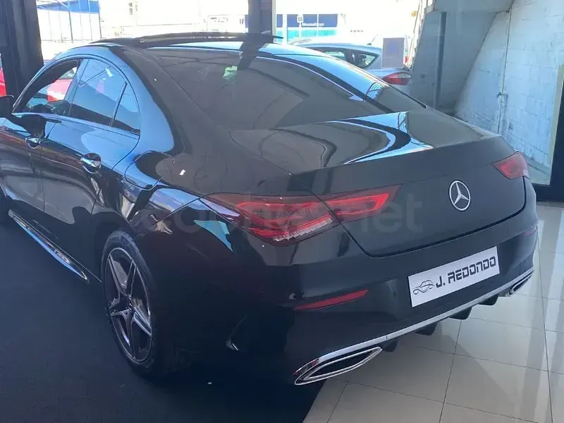 Usado Mercedes CLA200 150 CV (110 kW) 2020 Negro Berlina
