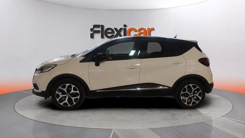 Usado Renault Captur Life 90 HP (66 kW) 2019 Bege SUV