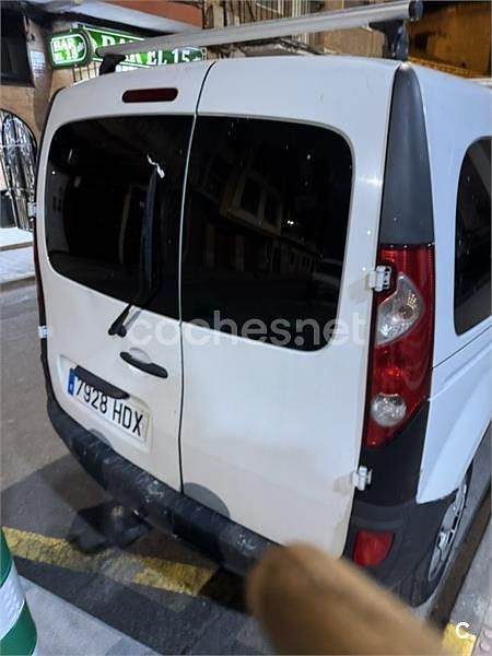 Usado Renault Kangoo Expression 85 CV (62 kW) 2011 Blanco Monovolumen