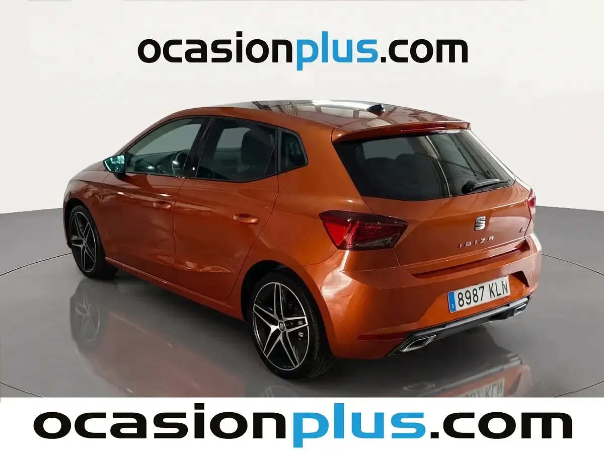 Usado Seat Ibiza FR 115 CV (84 kW) 2018 Naranja Utilitario
