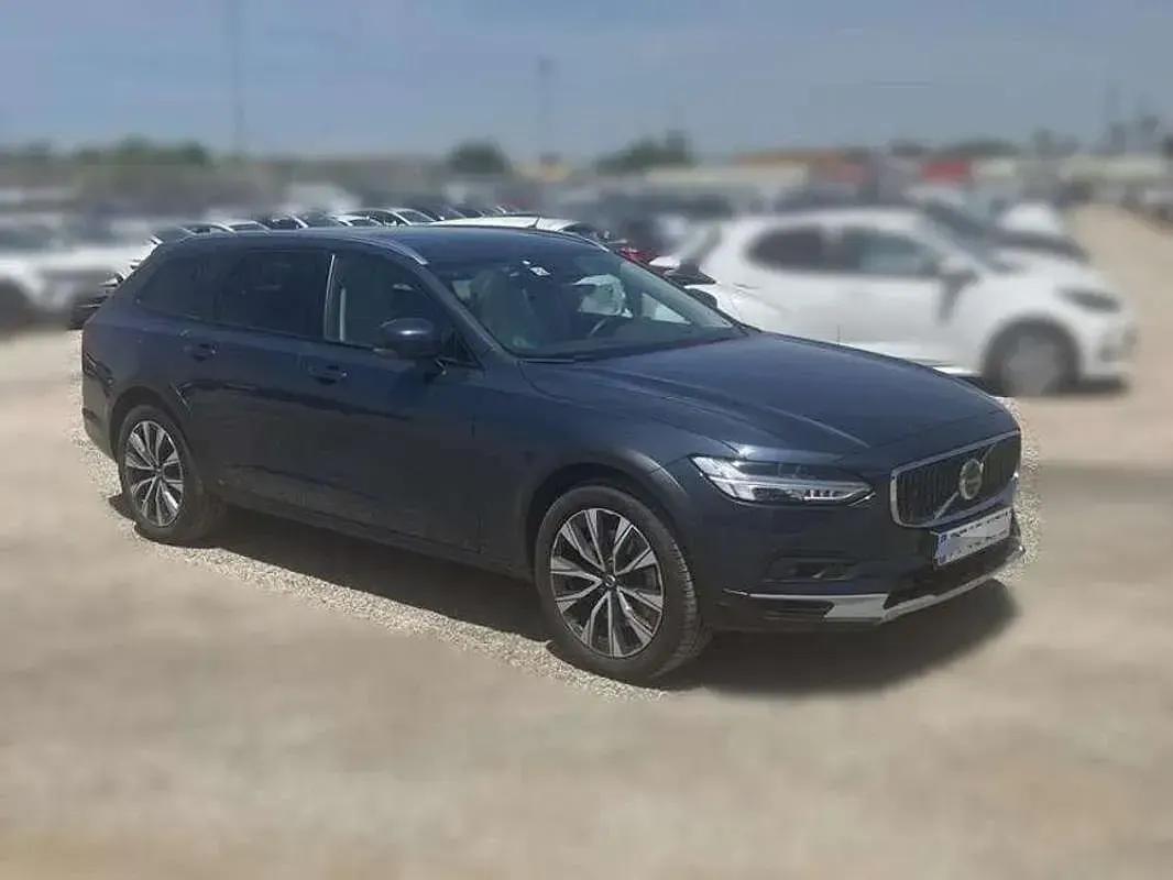 Usado Volvo V90 CC Ultimate 197 CV (144 kW) 2023 Azul Familiar