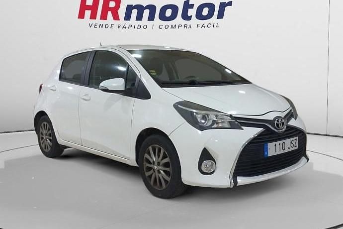 Usado Toyota Yaris Active 99 CV (72 kW) 2016