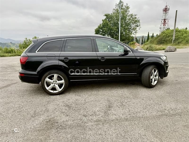 Negro Usado 2011 Audi Q7 Ambition SUV | 20.900 € (Caro) - Imagen 1/4