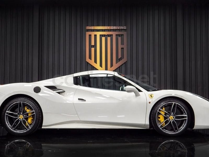Usado Ferrari 488 670 CV (492 kW) 2019 Blanco Descapotable