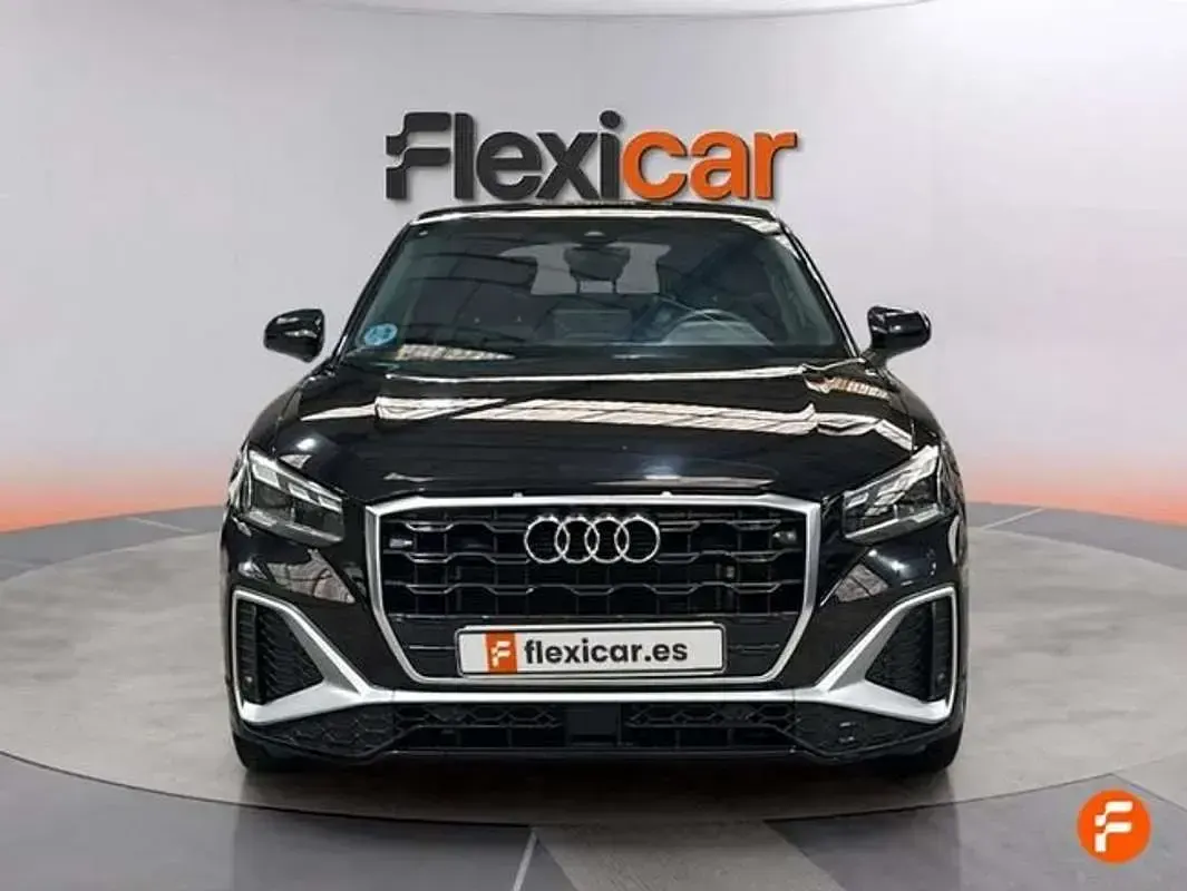 Usado Audi Q2 116 CV (85 kW) 2024 Negro SUV