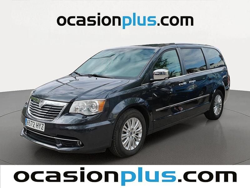 Usado Lancia Voyager Platinum 178 CV (130 kW) 2014 Negro Monovolumen