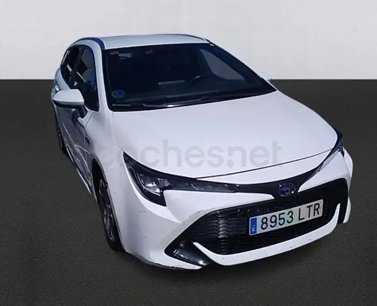 Usado Toyota Corolla Active 122 CV (89 kW) 2022 Blanco Familiar