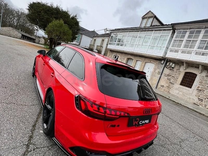 Usado Audi RS4 450 CV (330 kW) 2022 Rojo Familiar