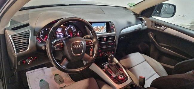Begagnad Audi Q5 170 HK (125 kW) 2012 Grå SUV