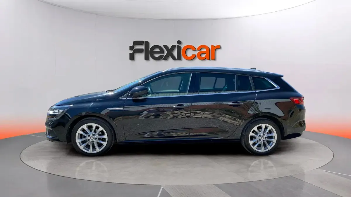 Usado Renault Mégane GrandTour Intens 140 CV (102 kW) 2020 Negro Familiar
