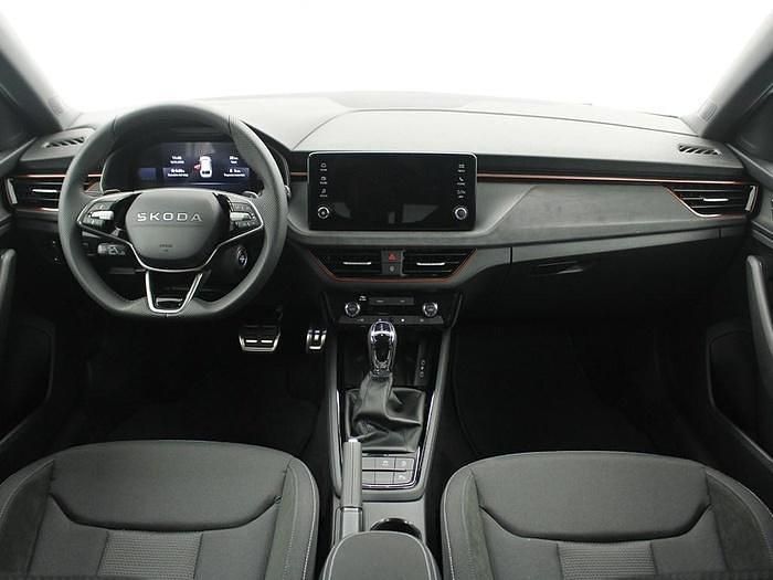 Nuevo Skoda Scala 115 CV (84 kW) 2025 Blanco Utilitario