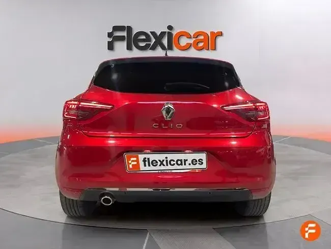 Usado Renault Clio Techno 90 CV (66 kW) 2023 Rojo Utilitario