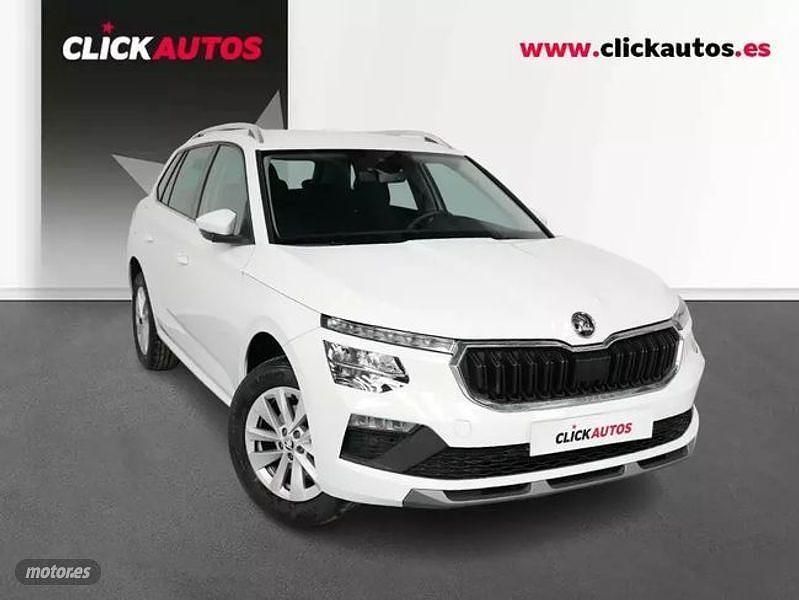 Usado Skoda Kamiq Selection 95 CV (69 kW) 2025 Blanco SUV