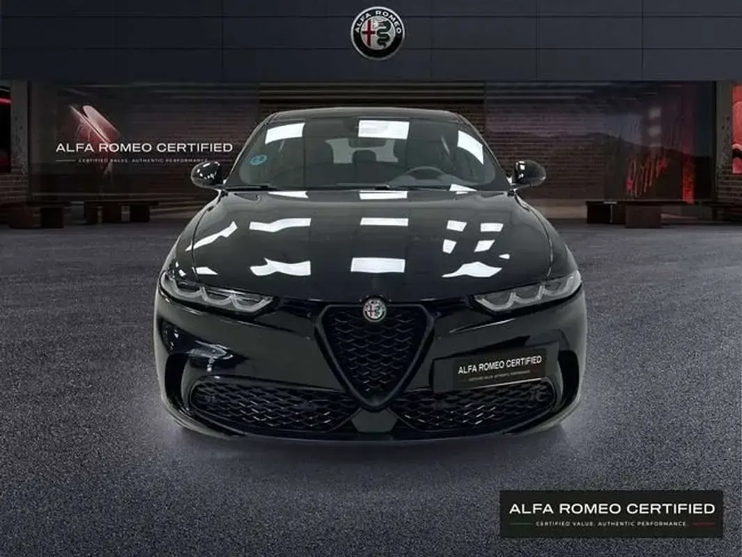 Usado Alfa Romeo Tonale Sprint 131 CV (96 kW) 2025 Negro SUV