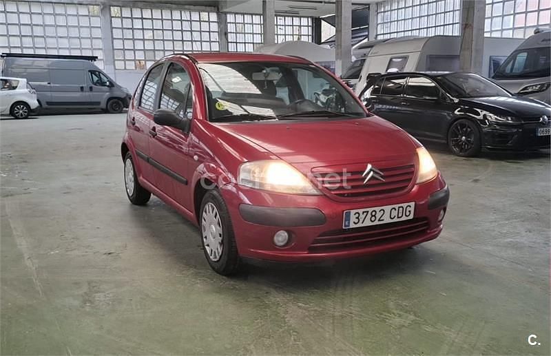Usado Citroën C3 Exclusive 75 CV (55 kW) 2003 Rojo Berlina
